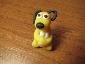 Собака из полимерной глины